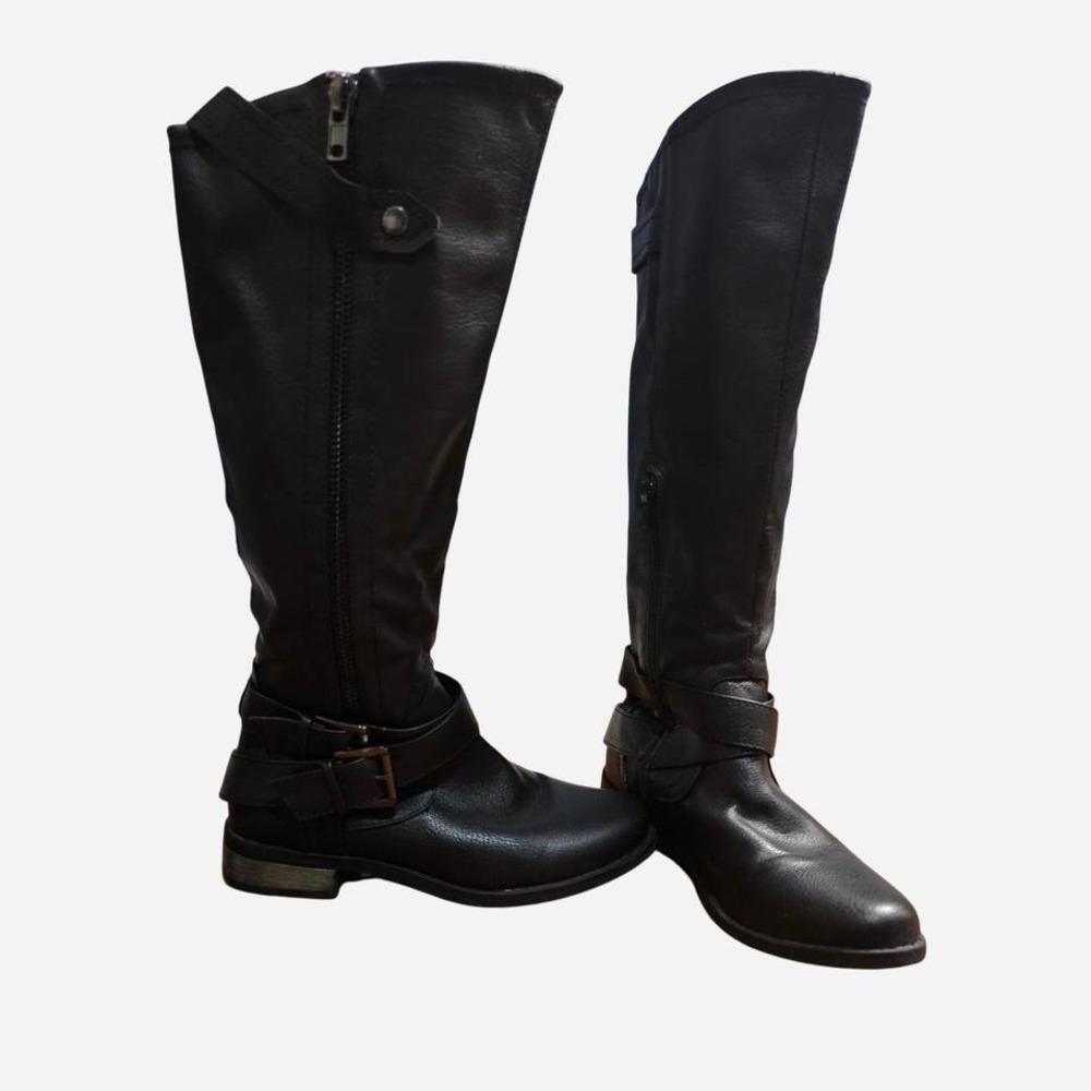 Black faux leather knee high boots size‎ 5.5